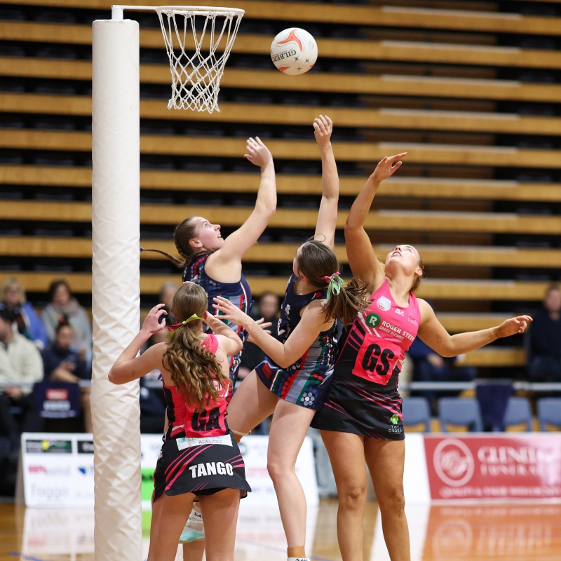 THRFG Premier League Ribbon Round netball players